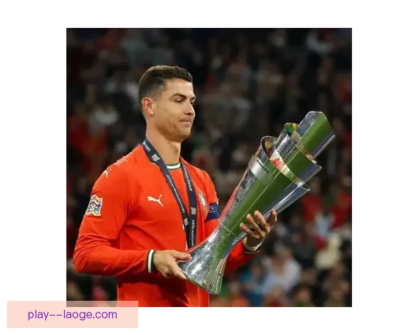 C罗欧洲杯未能打破进球荒 失点后泪洒赛场展现无尽遗憾