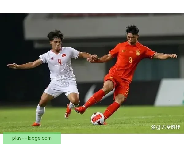 印尼足球逆袭越南赢得亚洲杯历史性胜利 赛场展现强大韧性与团队精神